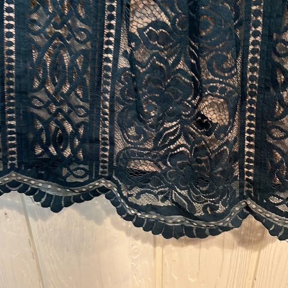 Xhilaration Forest Green Lace Dress Size Medium NWT - Picture 5 of 8